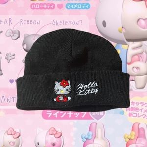 VINTAGE HELLO KITTY BEANIE 🐱💕